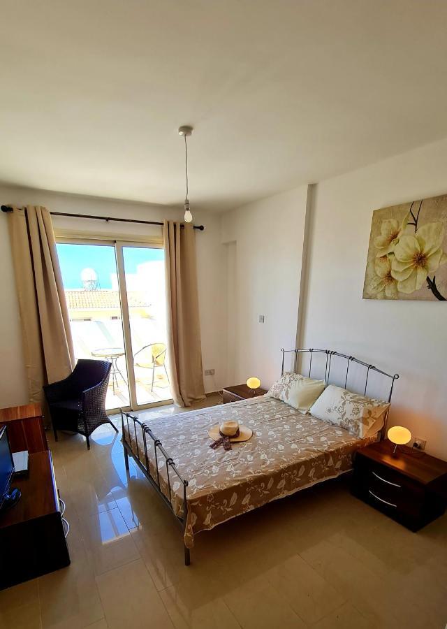 Beautiful Studio Z104 In Vanessa Complex Pegeia Exterior foto